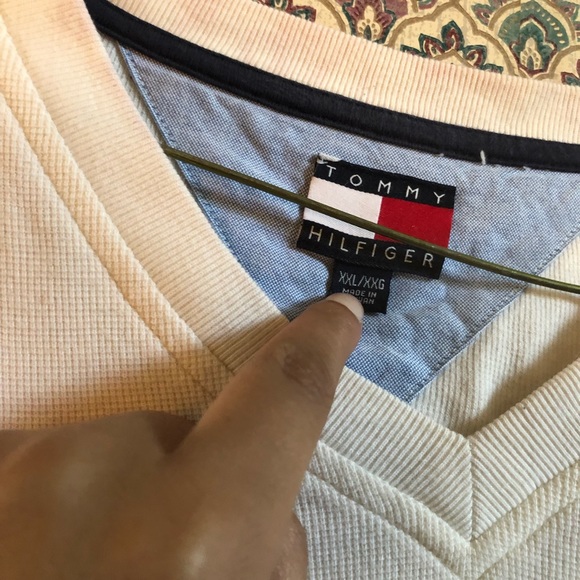 Tommy Hilfiger Waffle VNeck Colorblock Long Sleeve - Picture 4 of 4